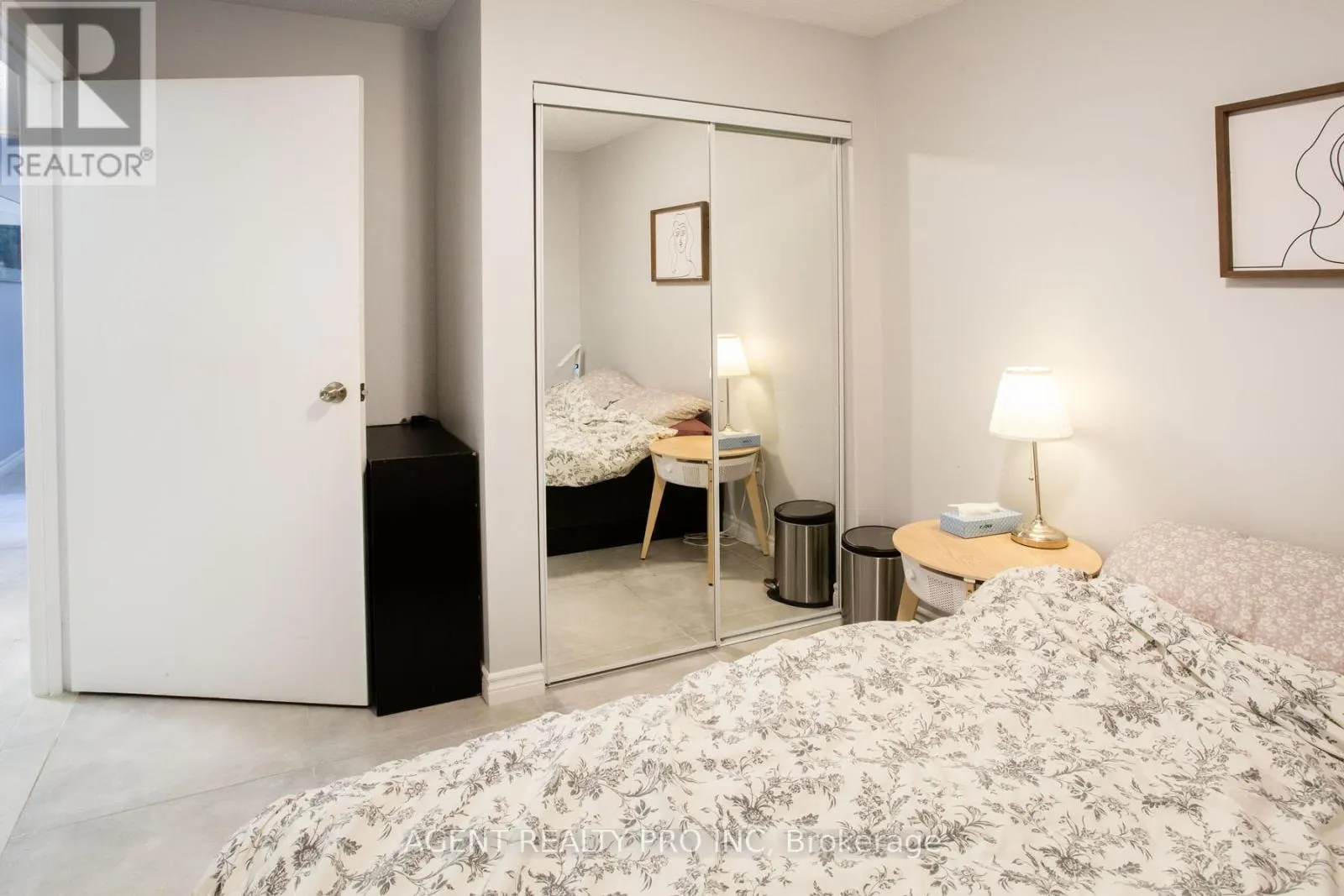 217 - 1 JACKSWAY CRESCENT, #217