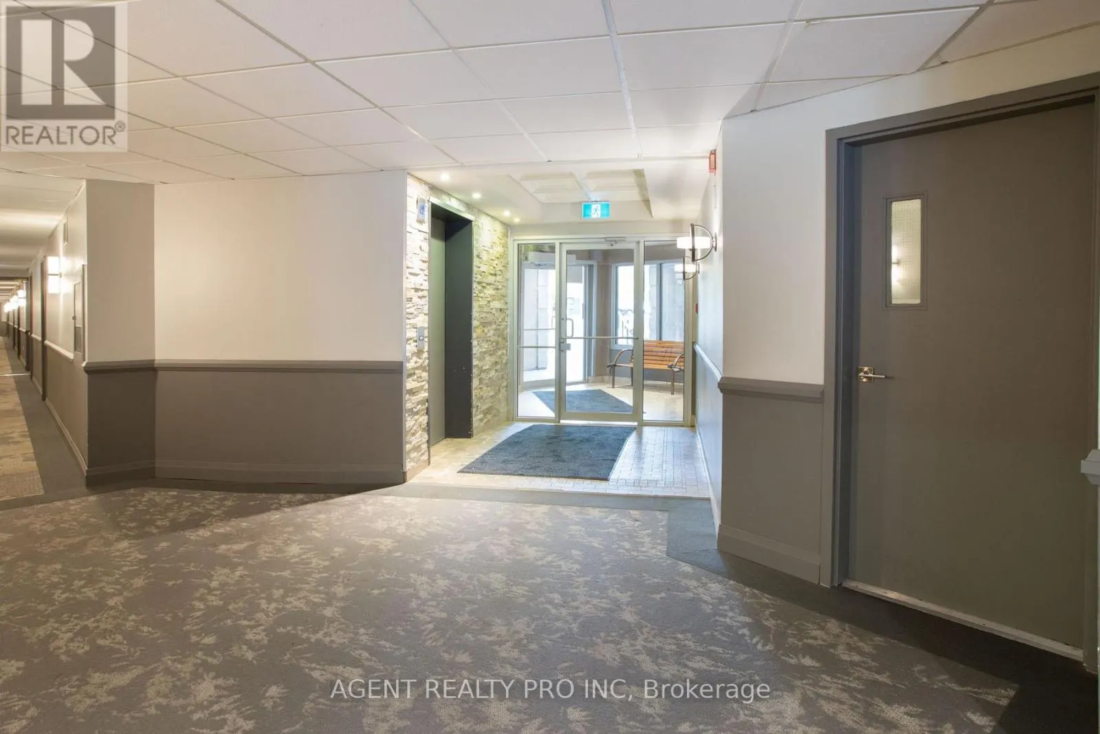 217 - 1 JACKSWAY CRESCENT, #217