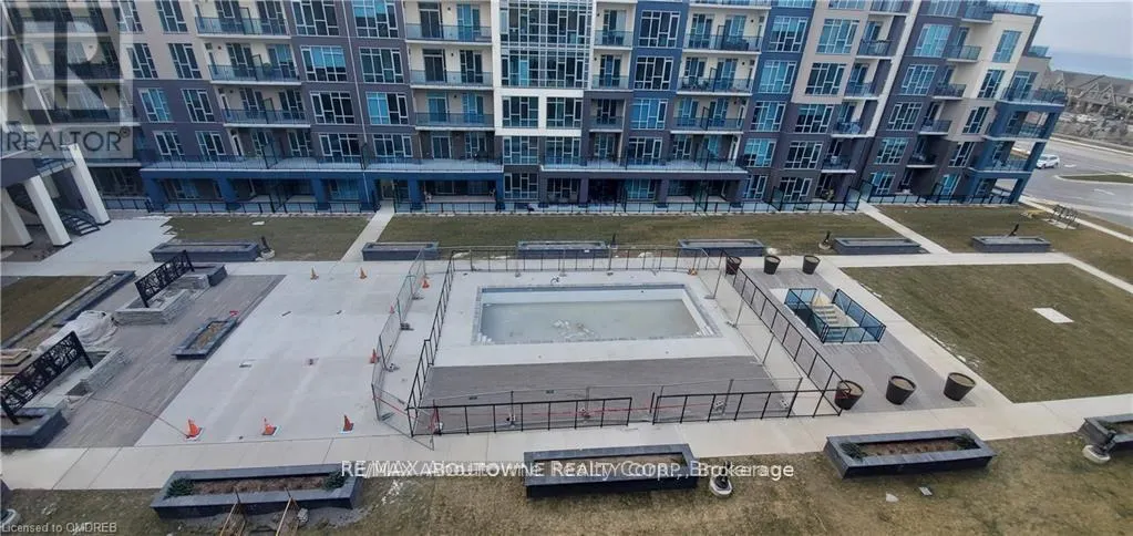 505 - 16 CONCORD PLACE