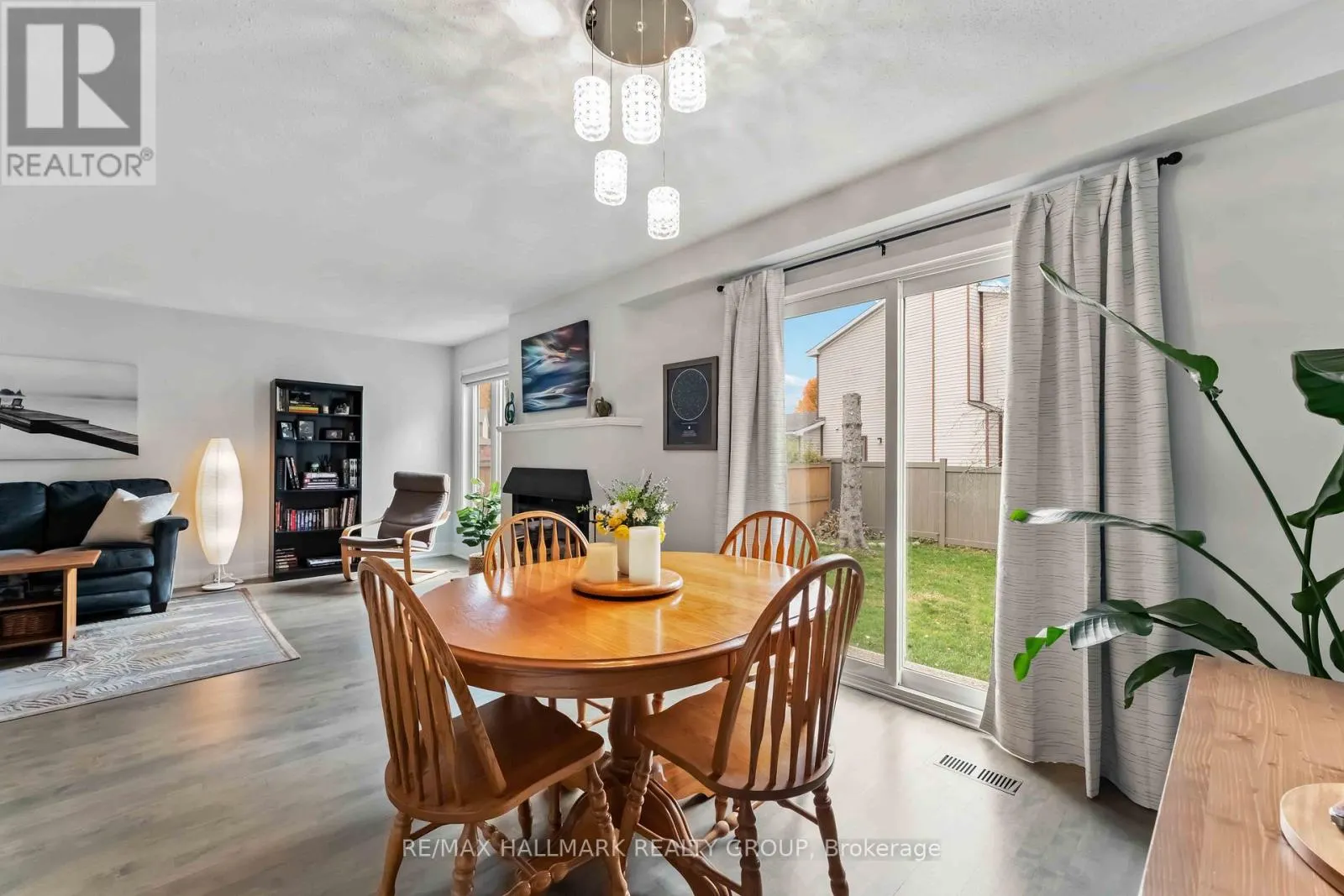 1655 DES BROUSSAILLES TERRACE