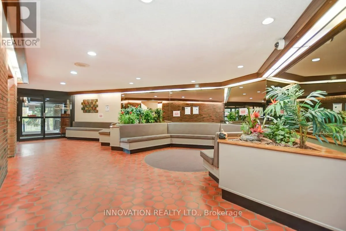 221 - 3100 CARLING AVENUE