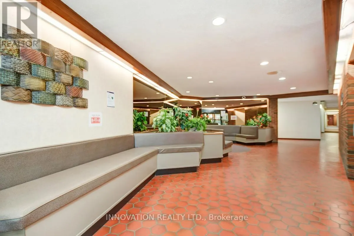 221 - 3100 CARLING AVENUE