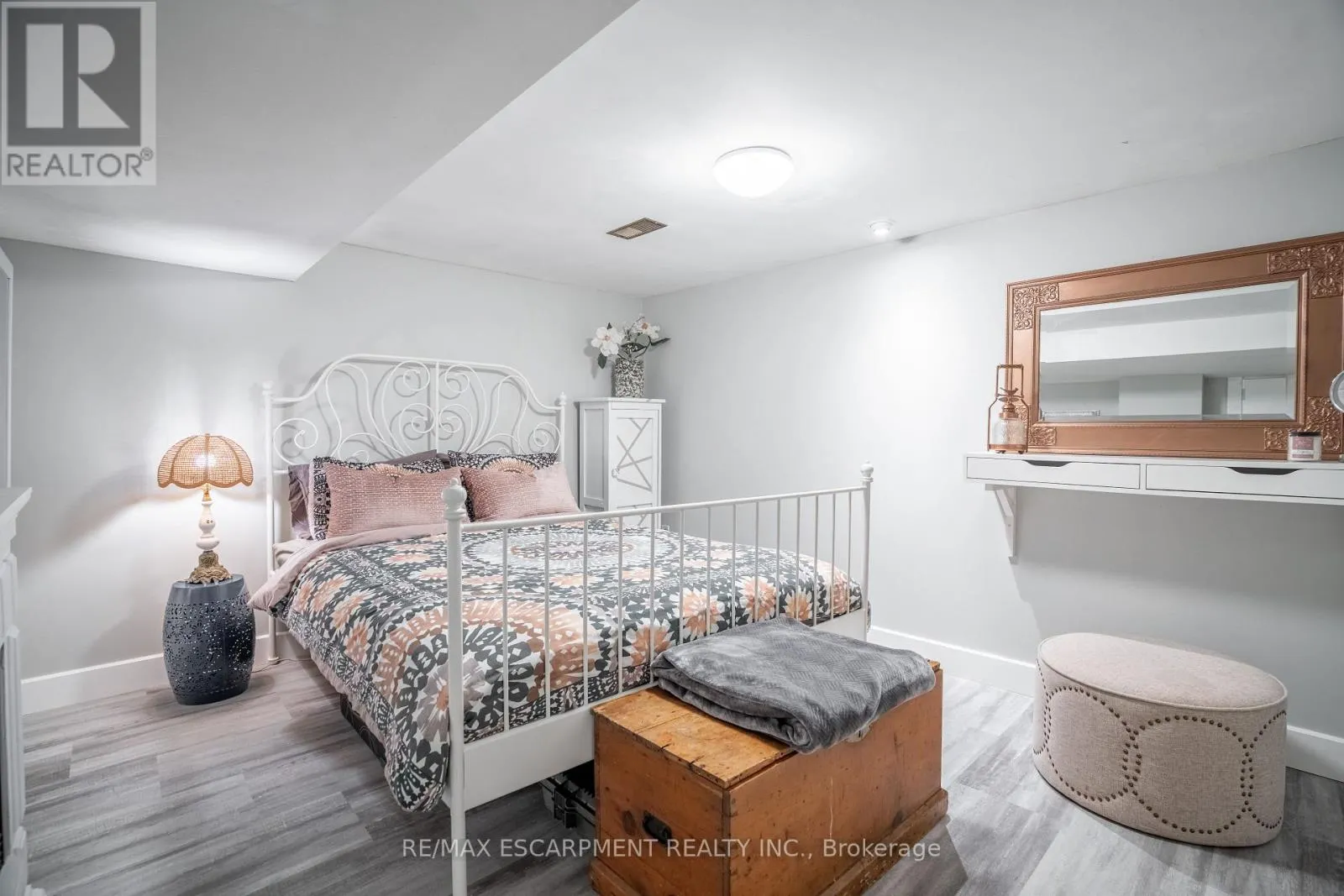 128 EAST 17TH STREET