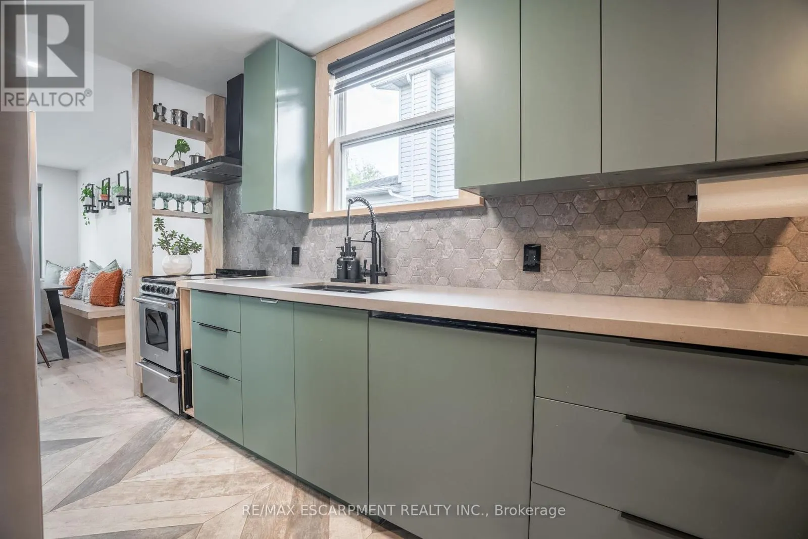 128 EAST 17TH STREET