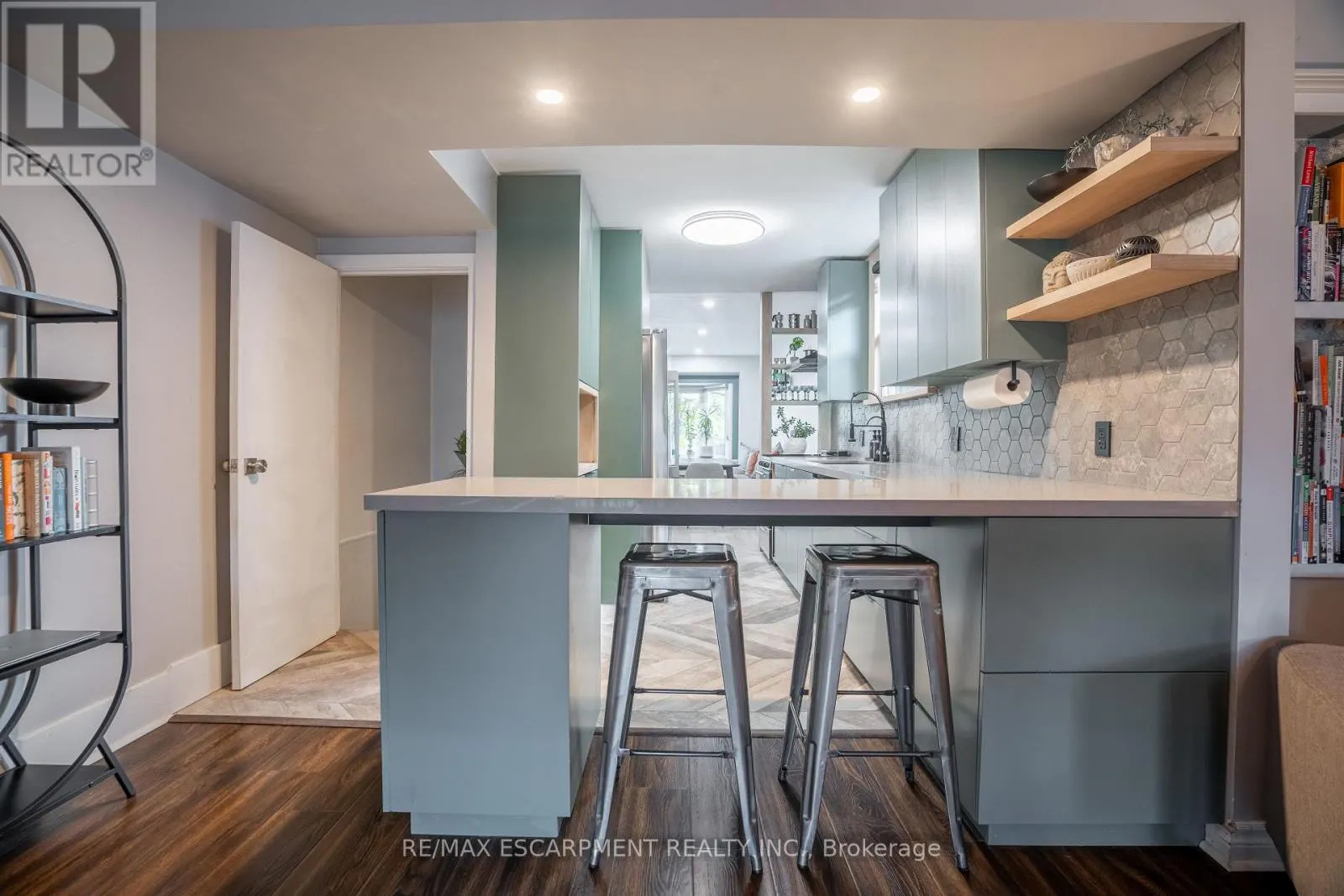 128 EAST 17TH STREET