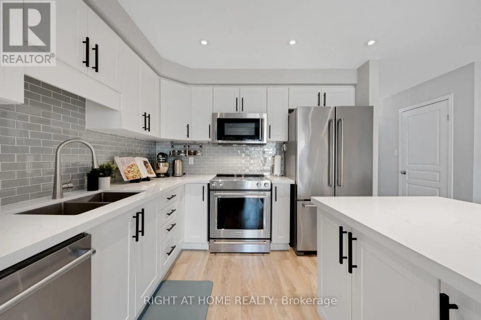 63 GRAND FLATS TRAIL