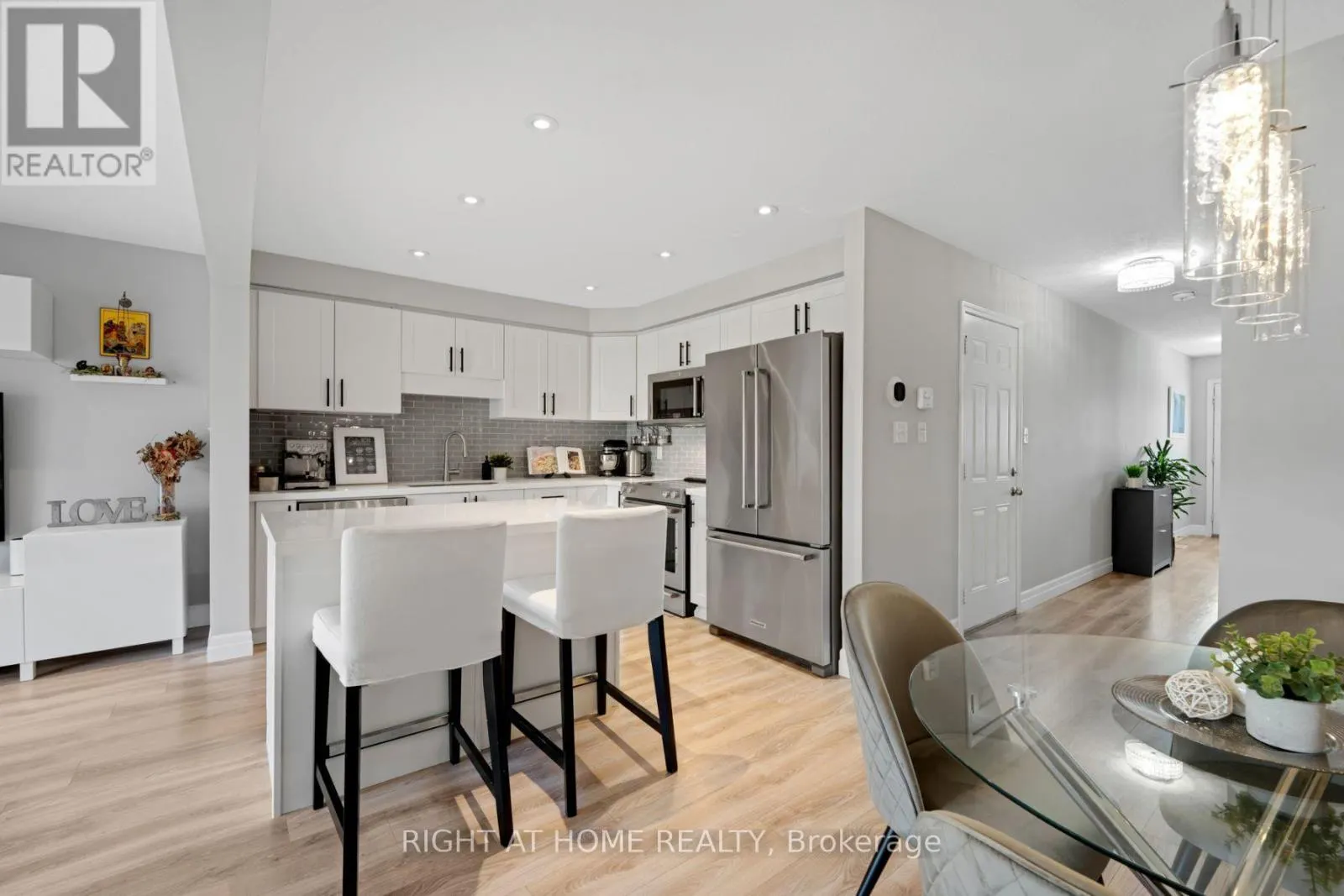 63 GRAND FLATS TRAIL