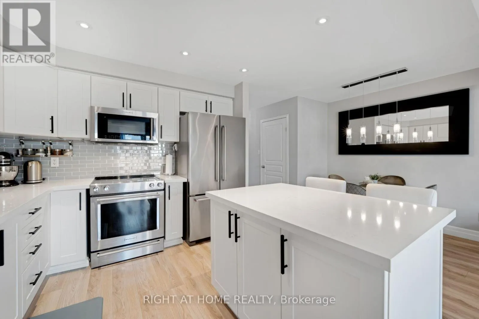 63 GRAND FLATS TRAIL