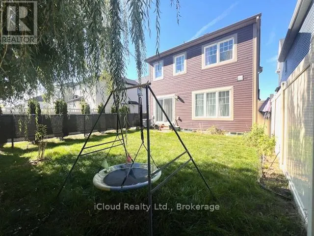 521 HONEYLOCUST AVENUE