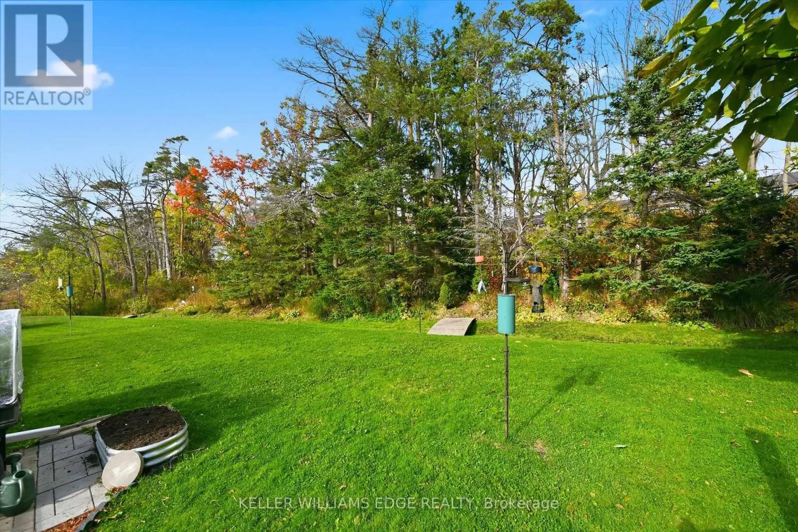 34 CARDINAL MINDSZENTY BOULEVARD