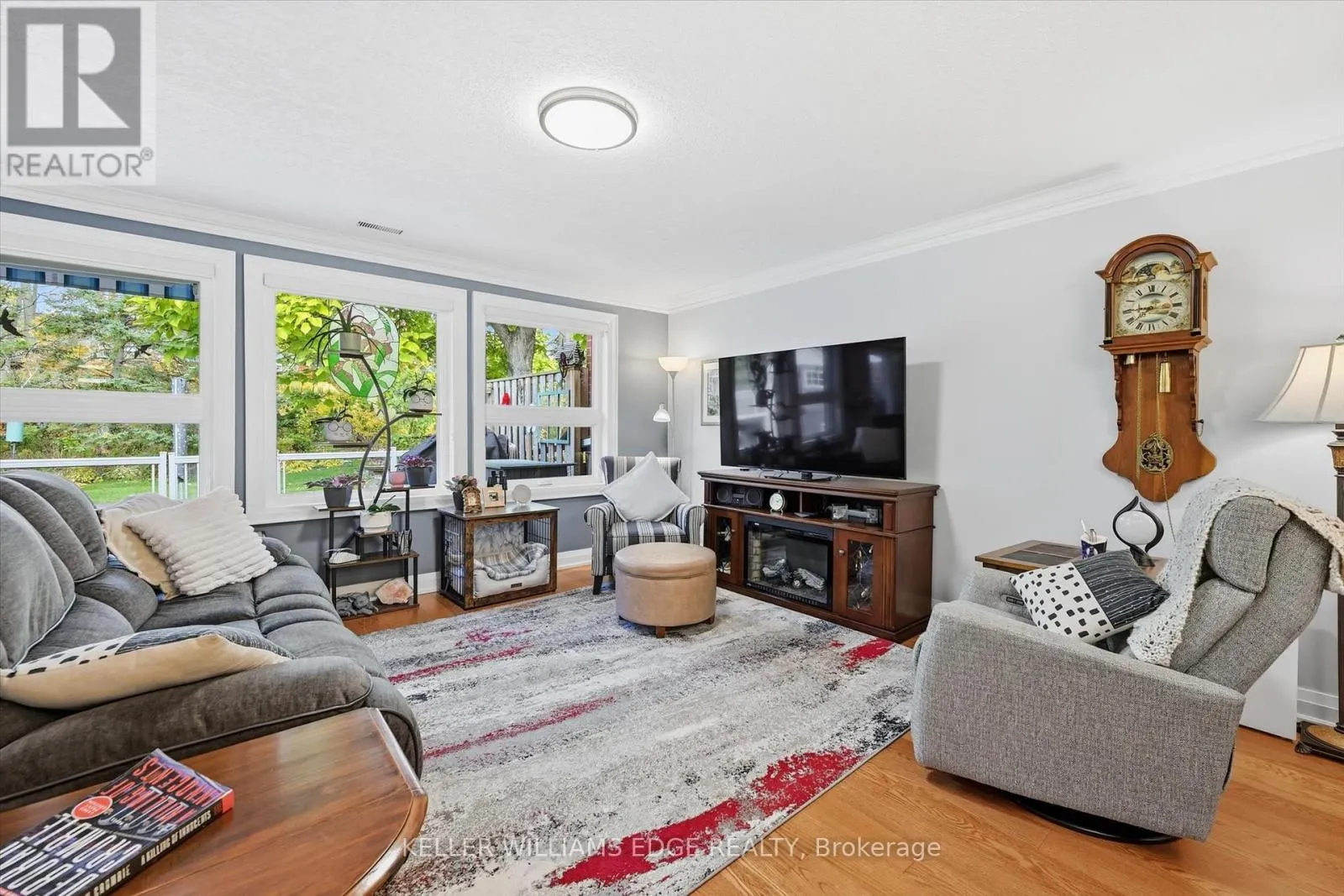 34 CARDINAL MINDSZENTY BOULEVARD