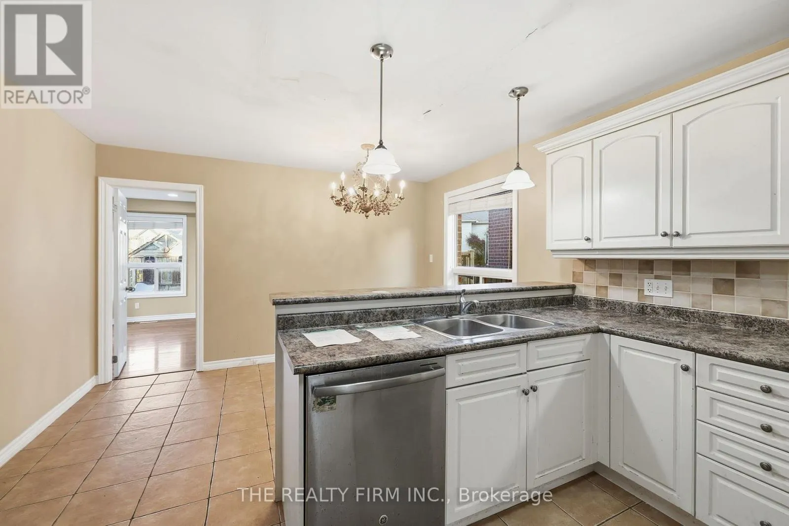 1012 OAKCROSSING ROAD