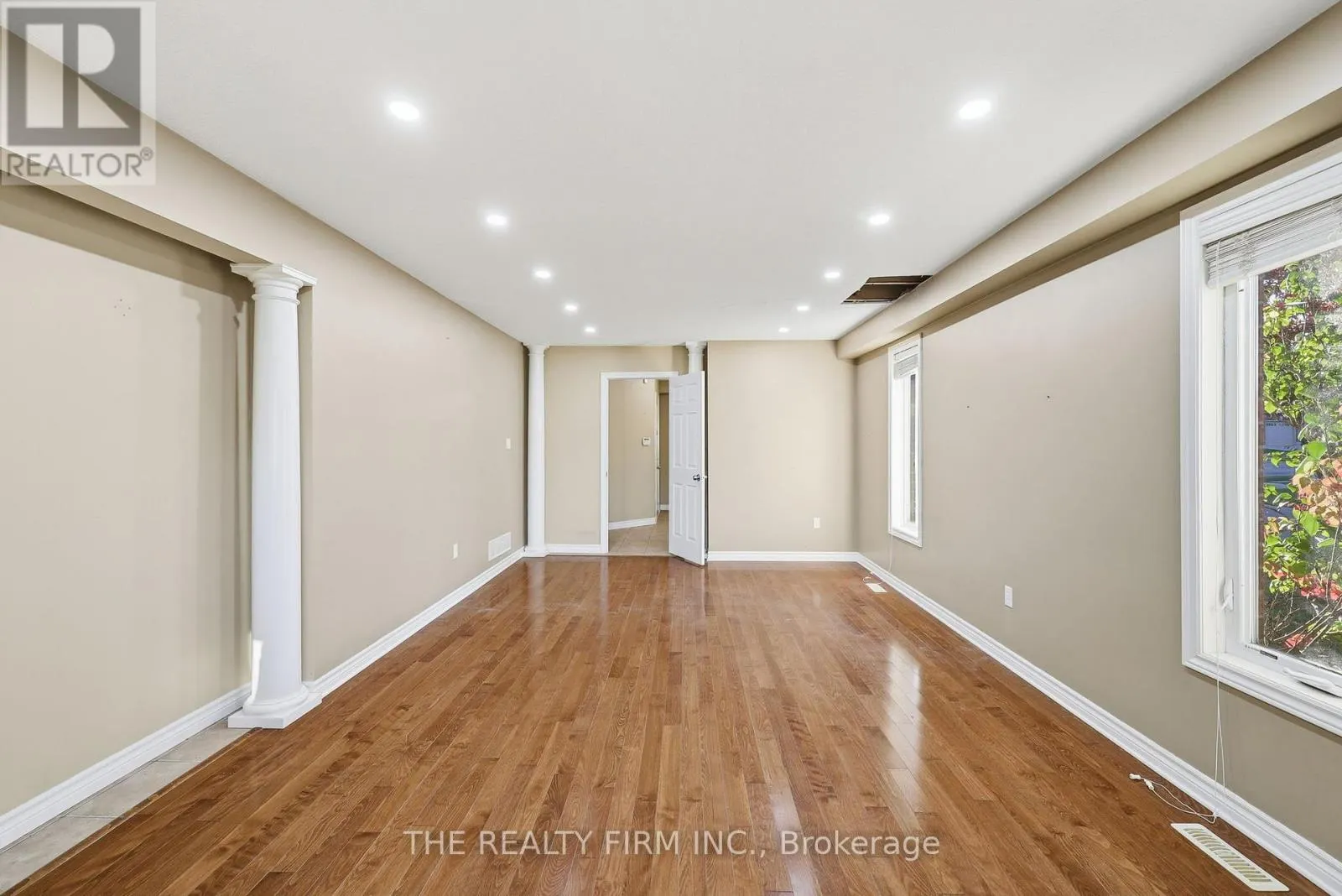 1012 OAKCROSSING ROAD