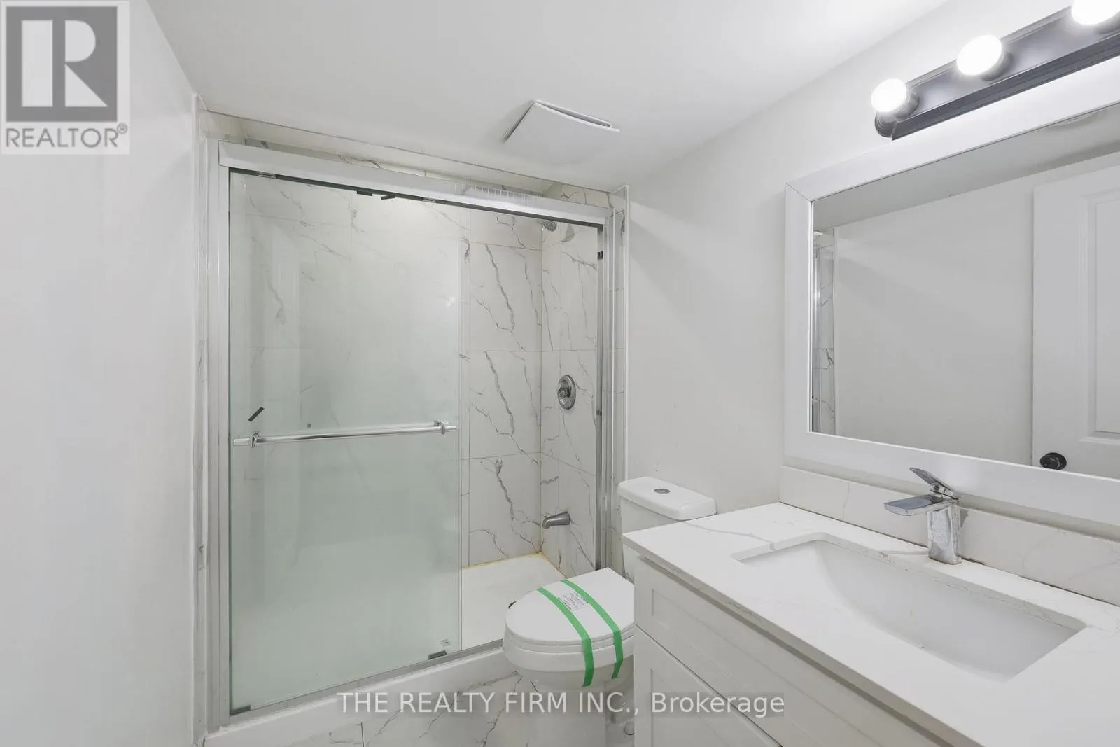 1012 OAKCROSSING ROAD