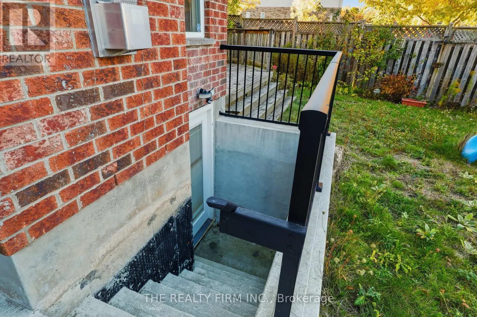 1012 OAKCROSSING ROAD