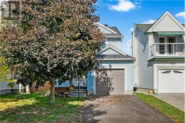 32 PEACOCK CRESCENT S