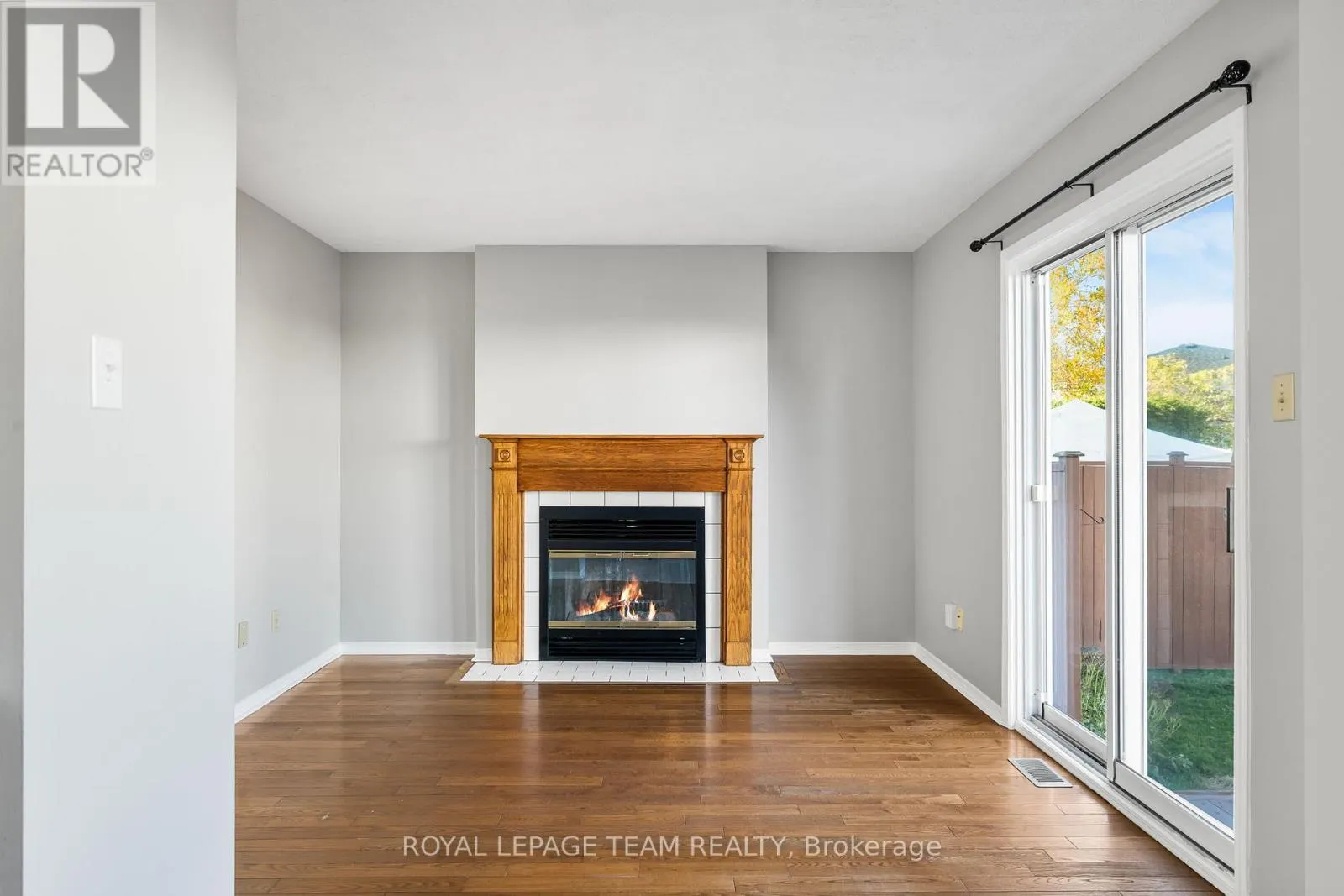 32 PEACOCK CRESCENT S