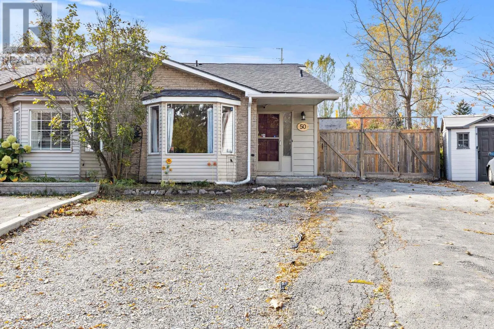 50 GLEDHILL CRESCENT