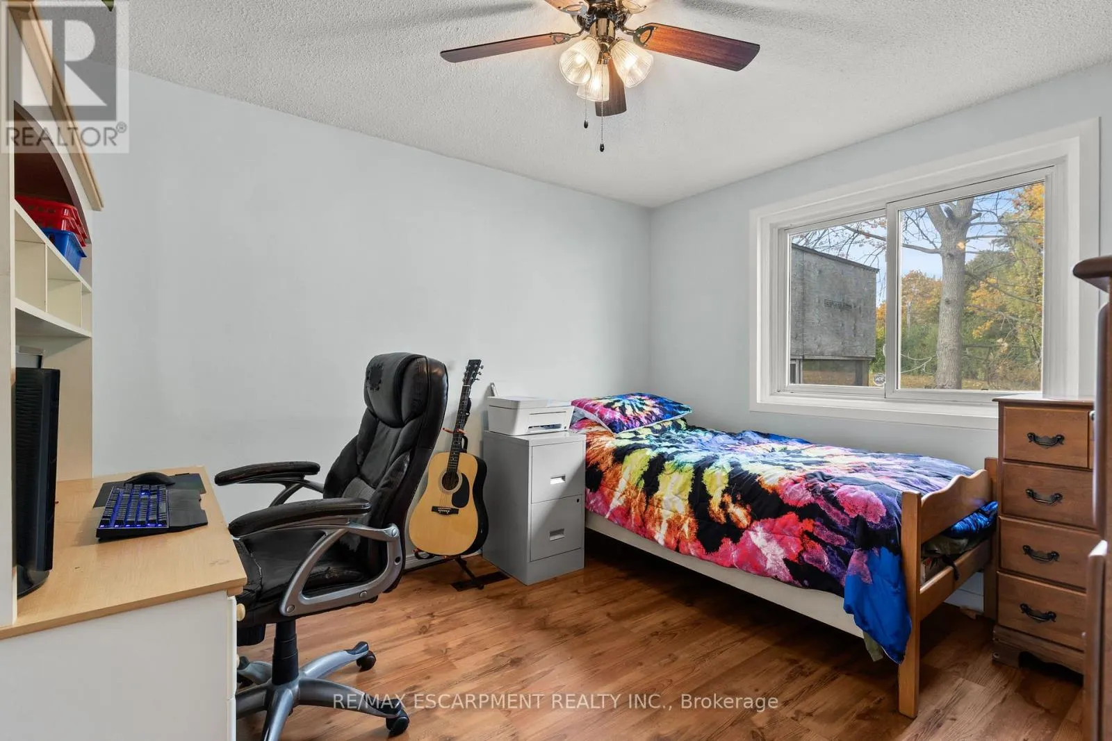 50 GLEDHILL CRESCENT