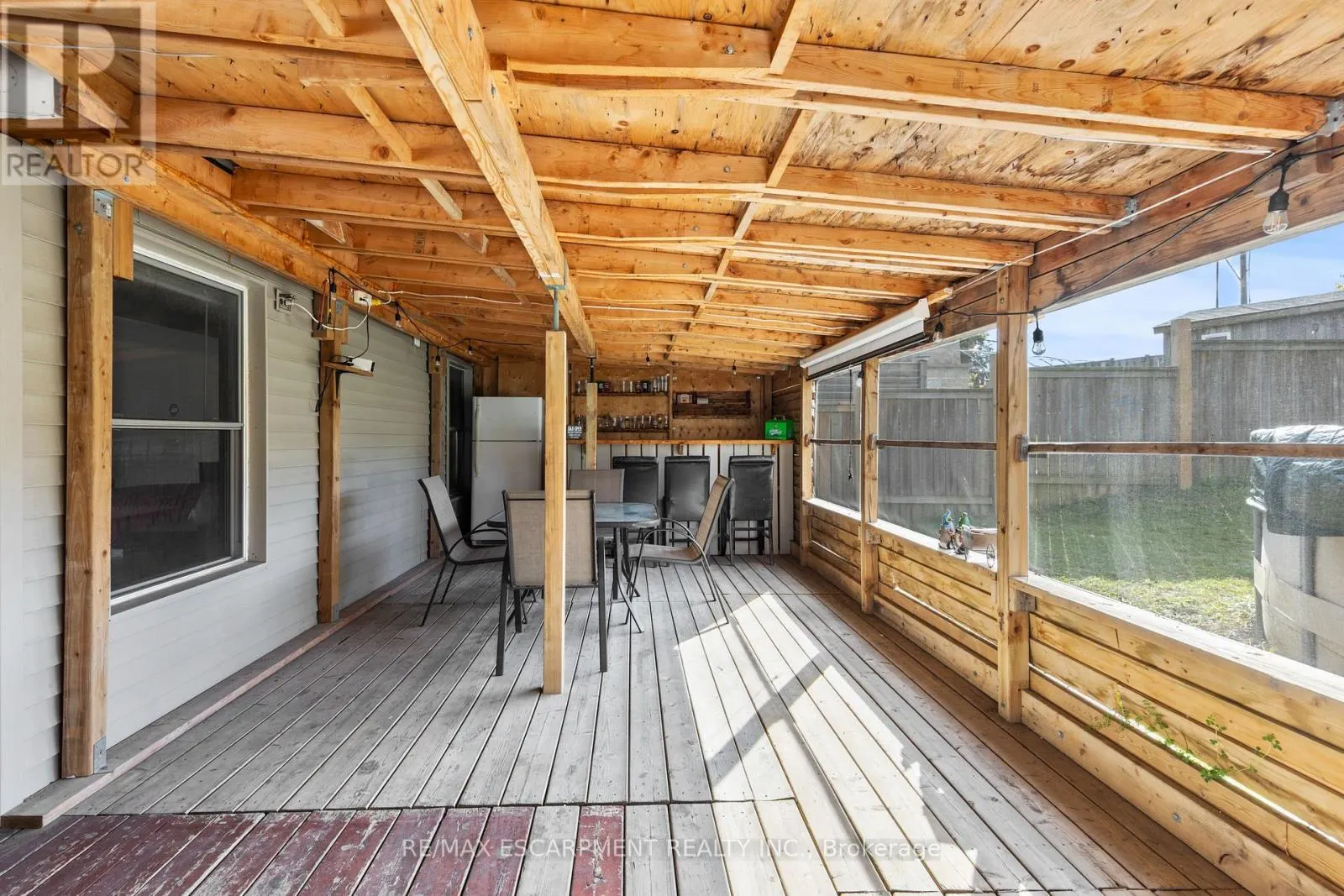 50 GLEDHILL CRESCENT