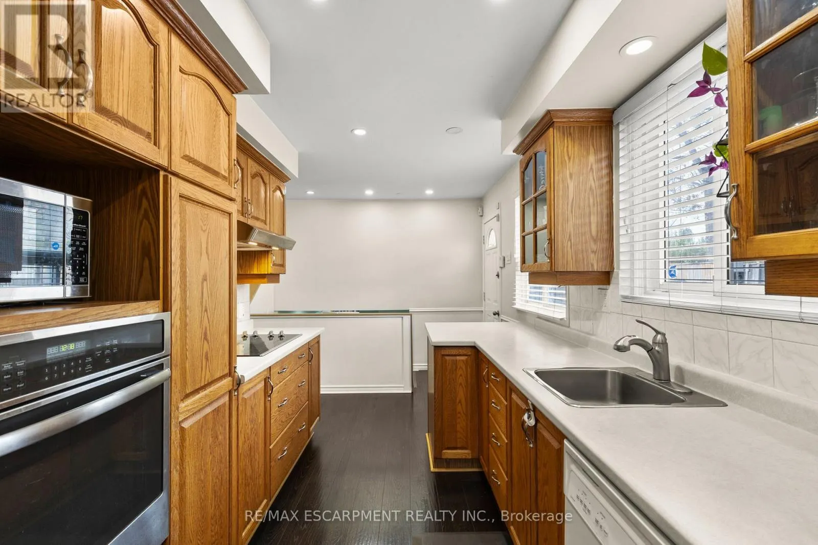 50 GLEDHILL CRESCENT