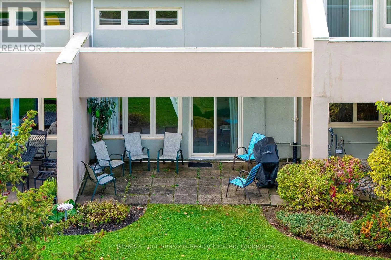 113 - 107 WINTERGREEN PLACE, #113