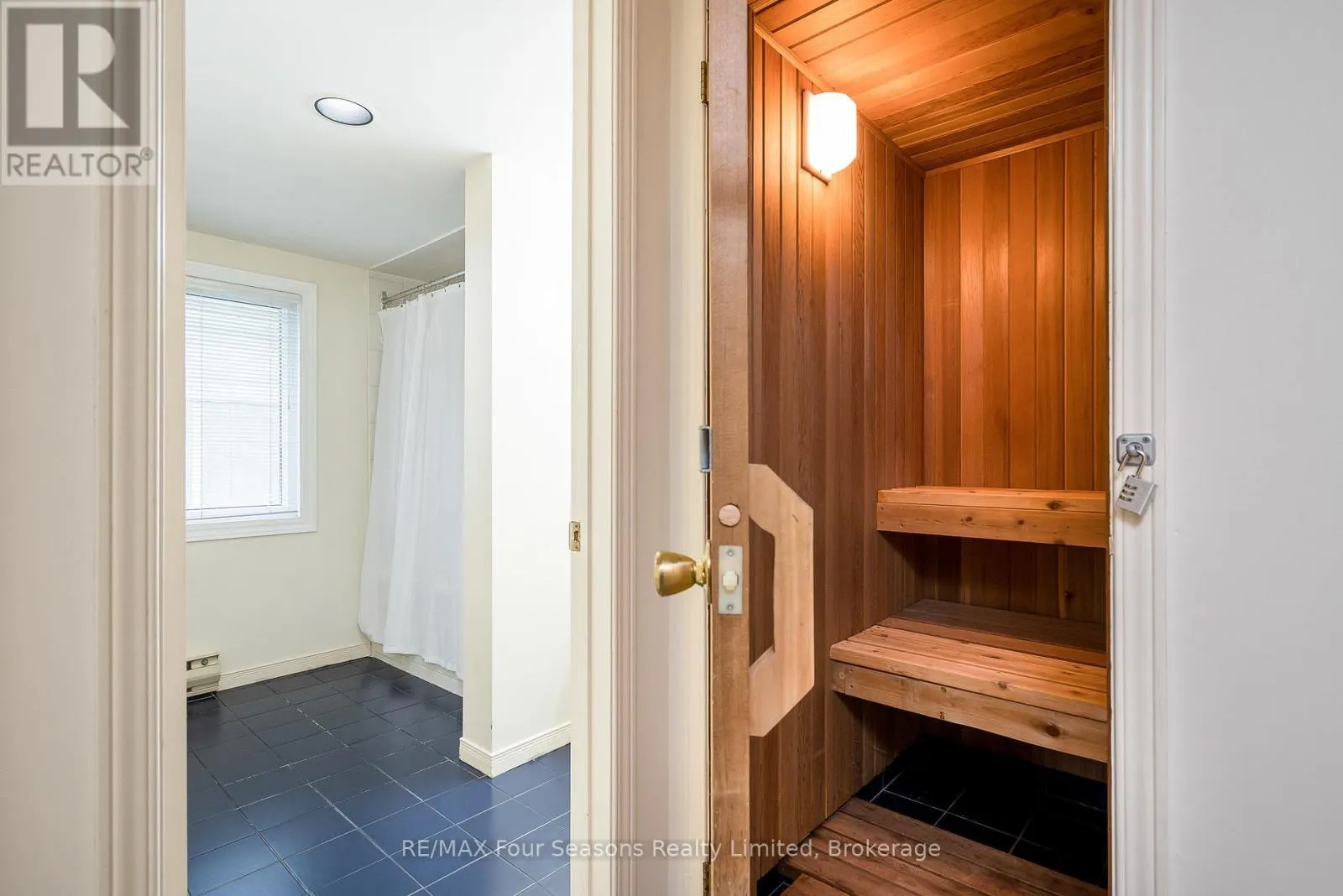 113 - 107 WINTERGREEN PLACE, #113