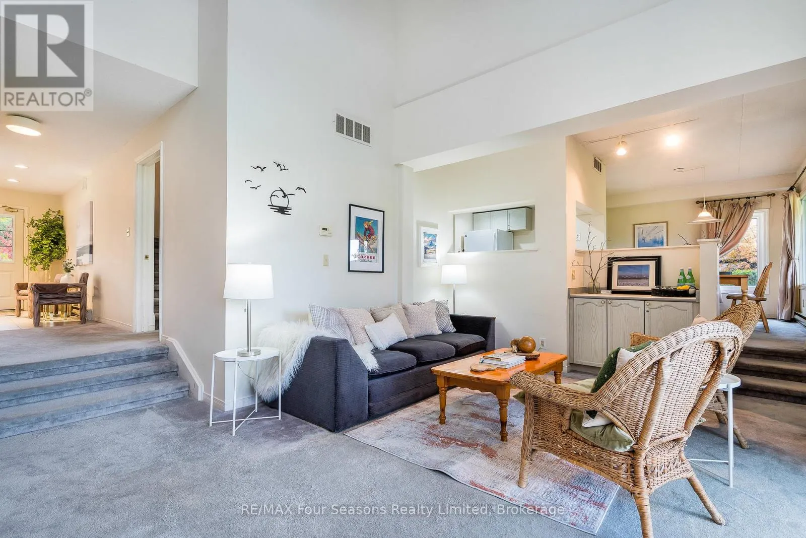 113 - 107 WINTERGREEN PLACE, #113