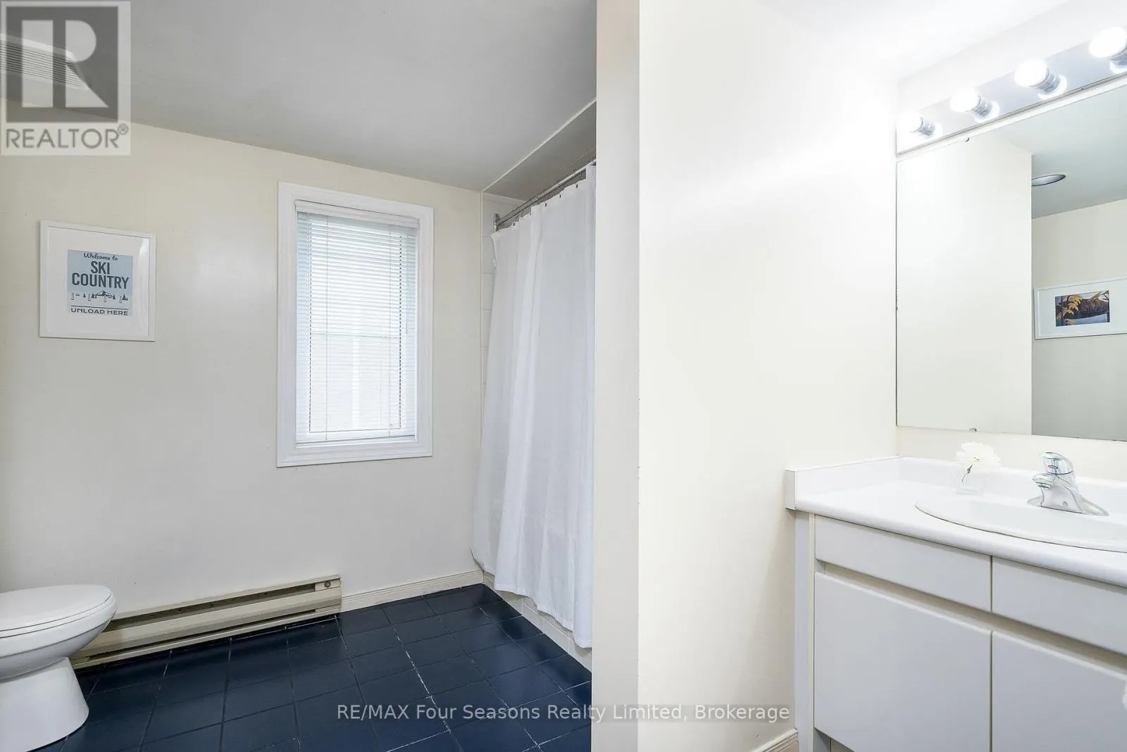 113 - 107 WINTERGREEN PLACE, #113