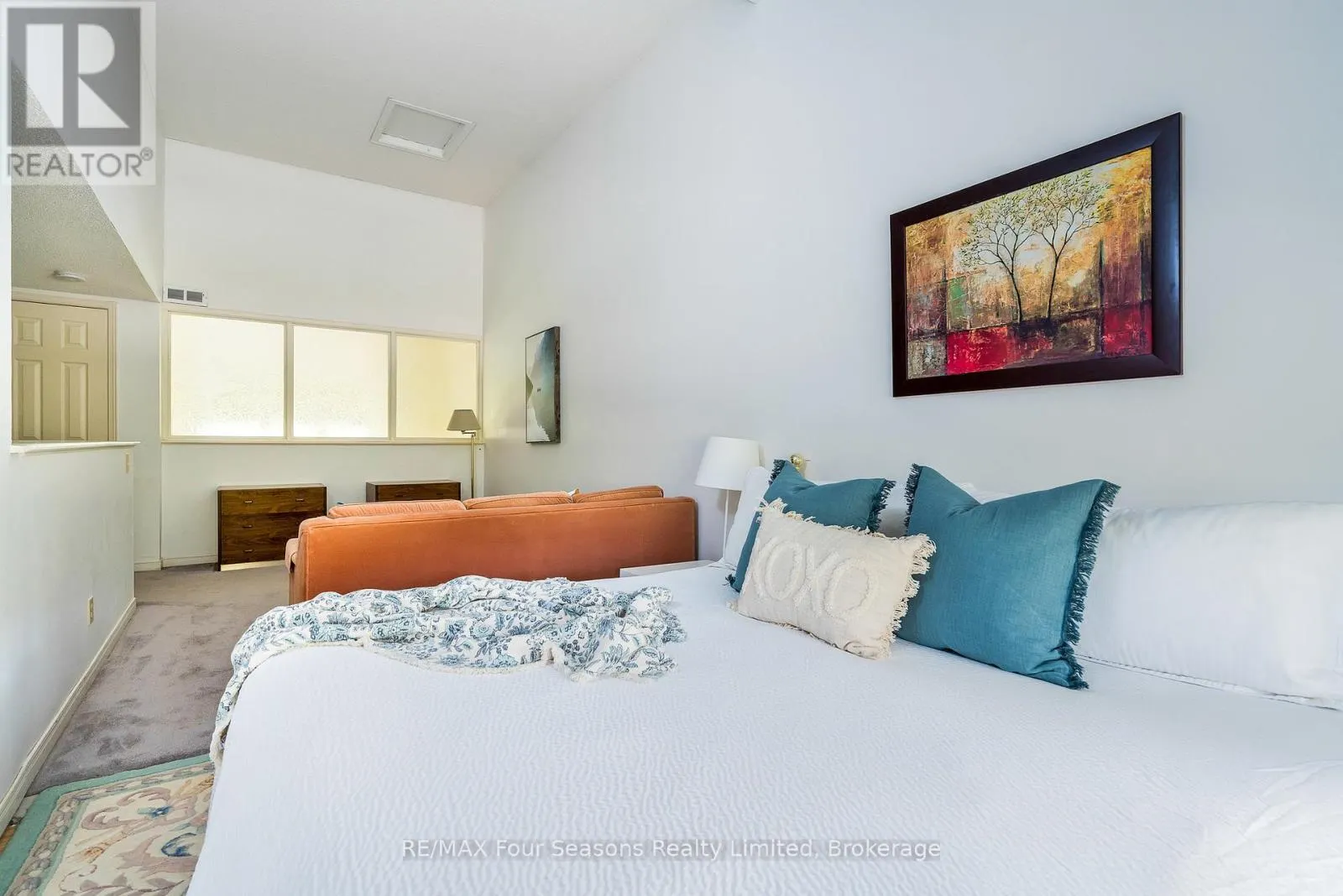 113 - 107 WINTERGREEN PLACE, #113