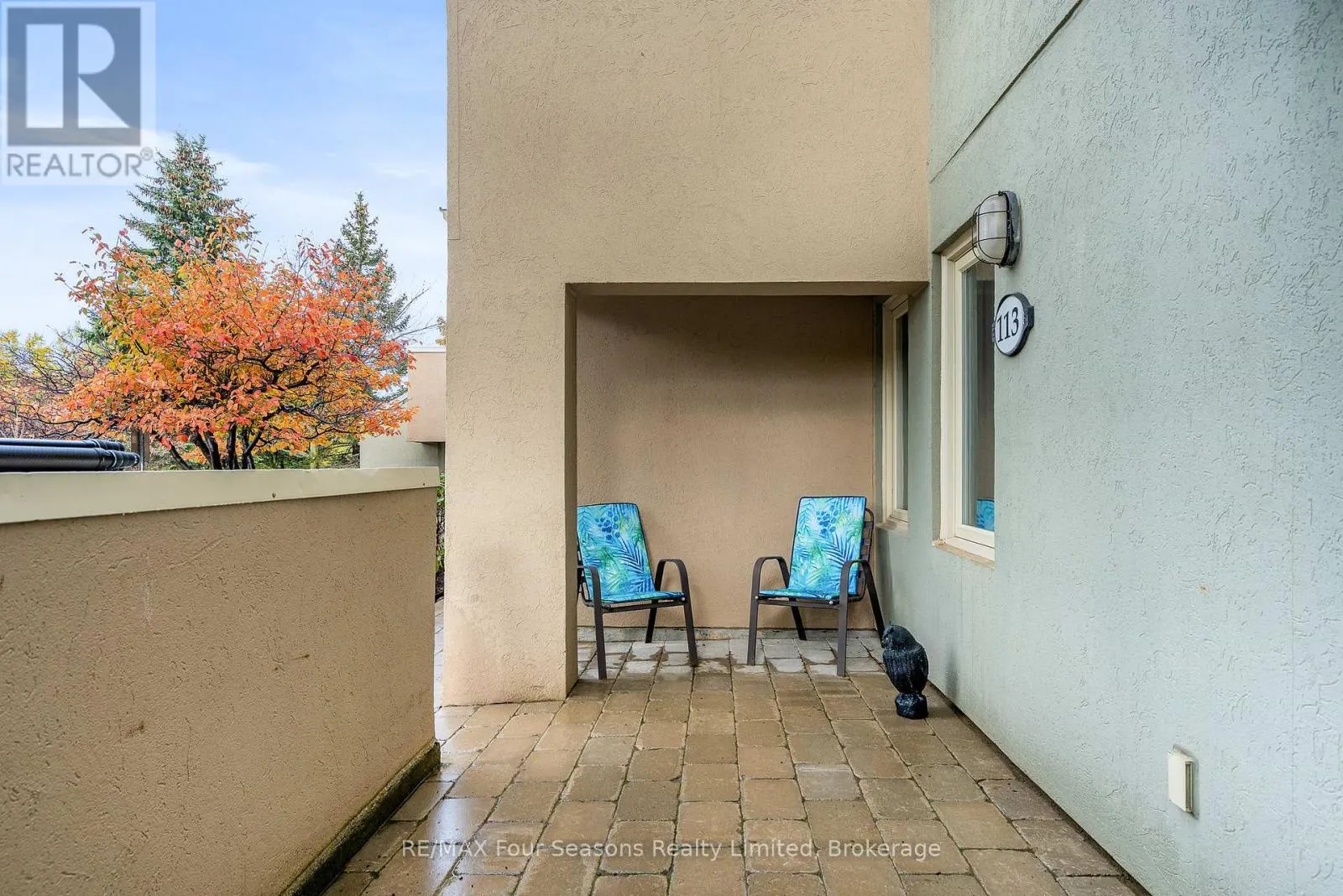 113 - 107 WINTERGREEN PLACE, #113