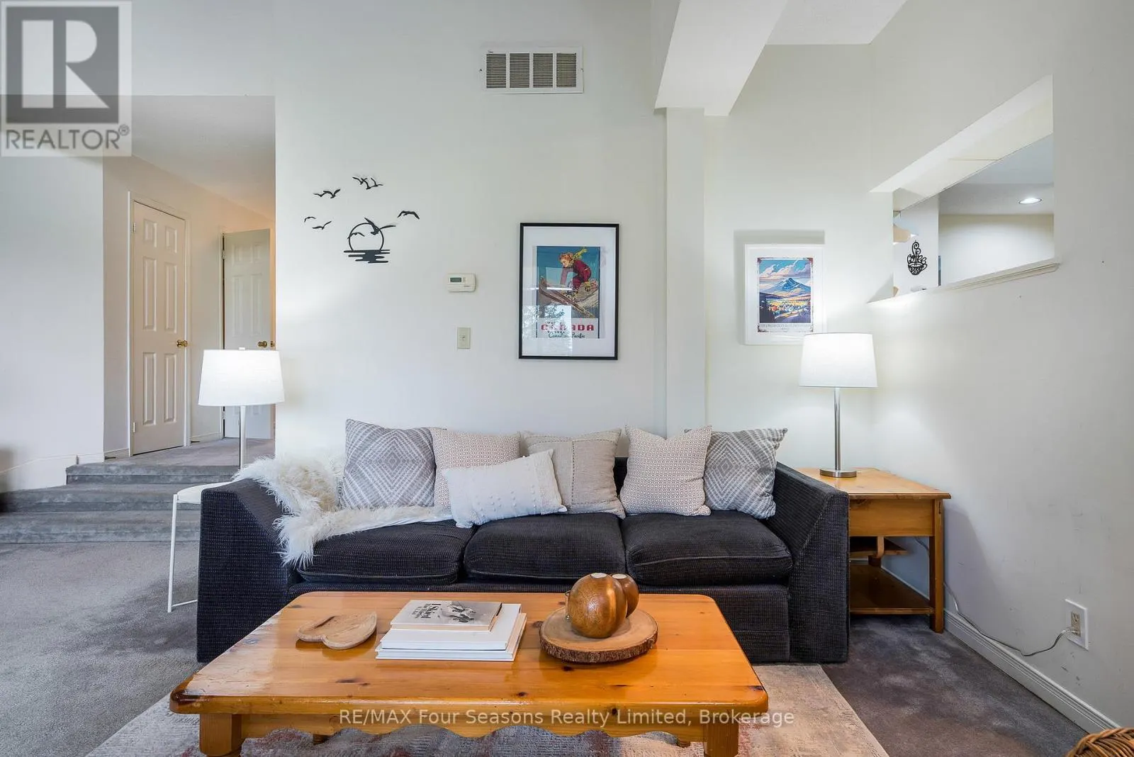 113 - 107 WINTERGREEN PLACE, #113