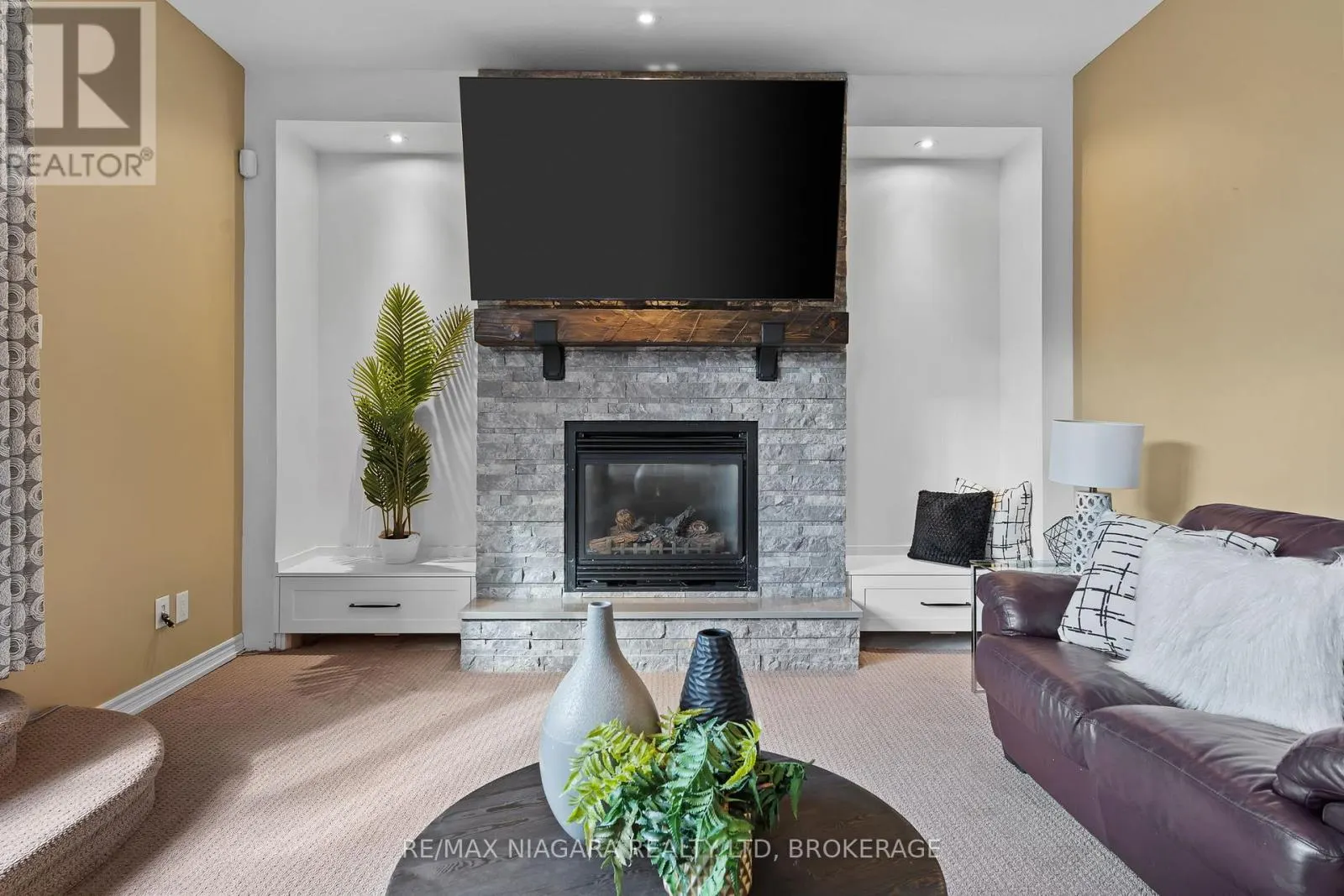 6877 COURTNEY CRESCENT