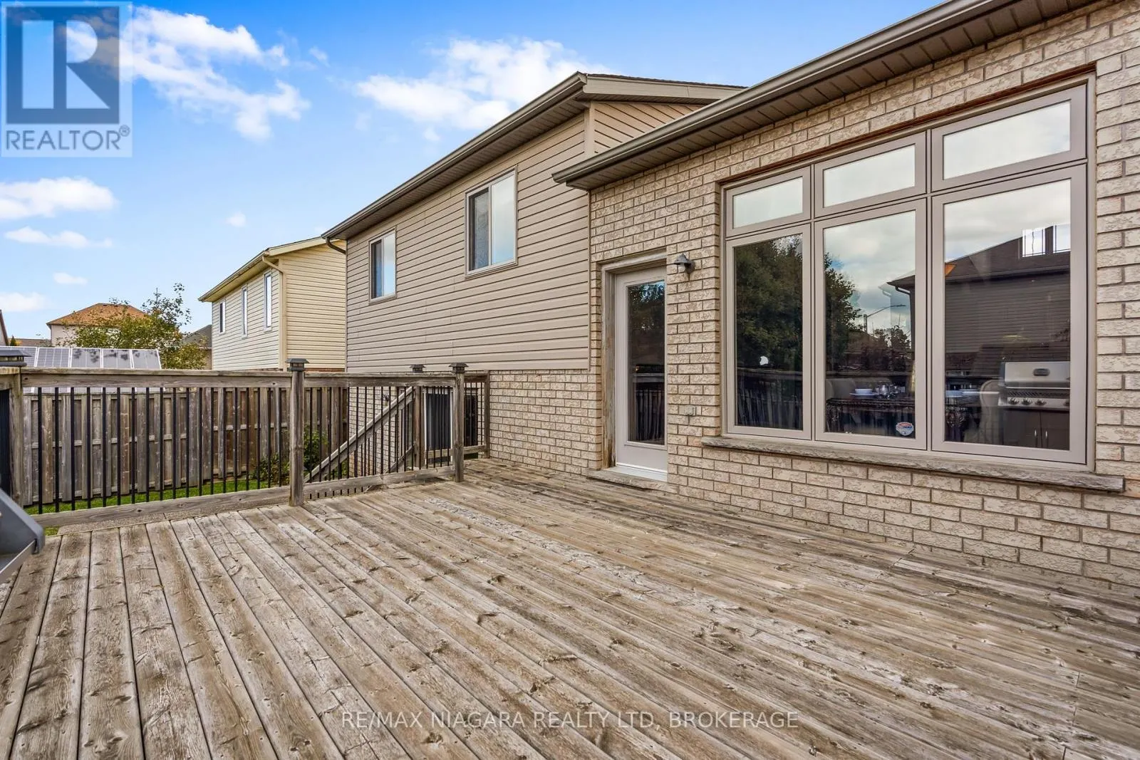 6877 COURTNEY CRESCENT