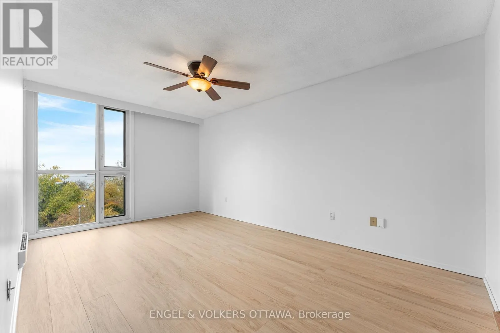 704 - 1025 RICHMOND ROAD