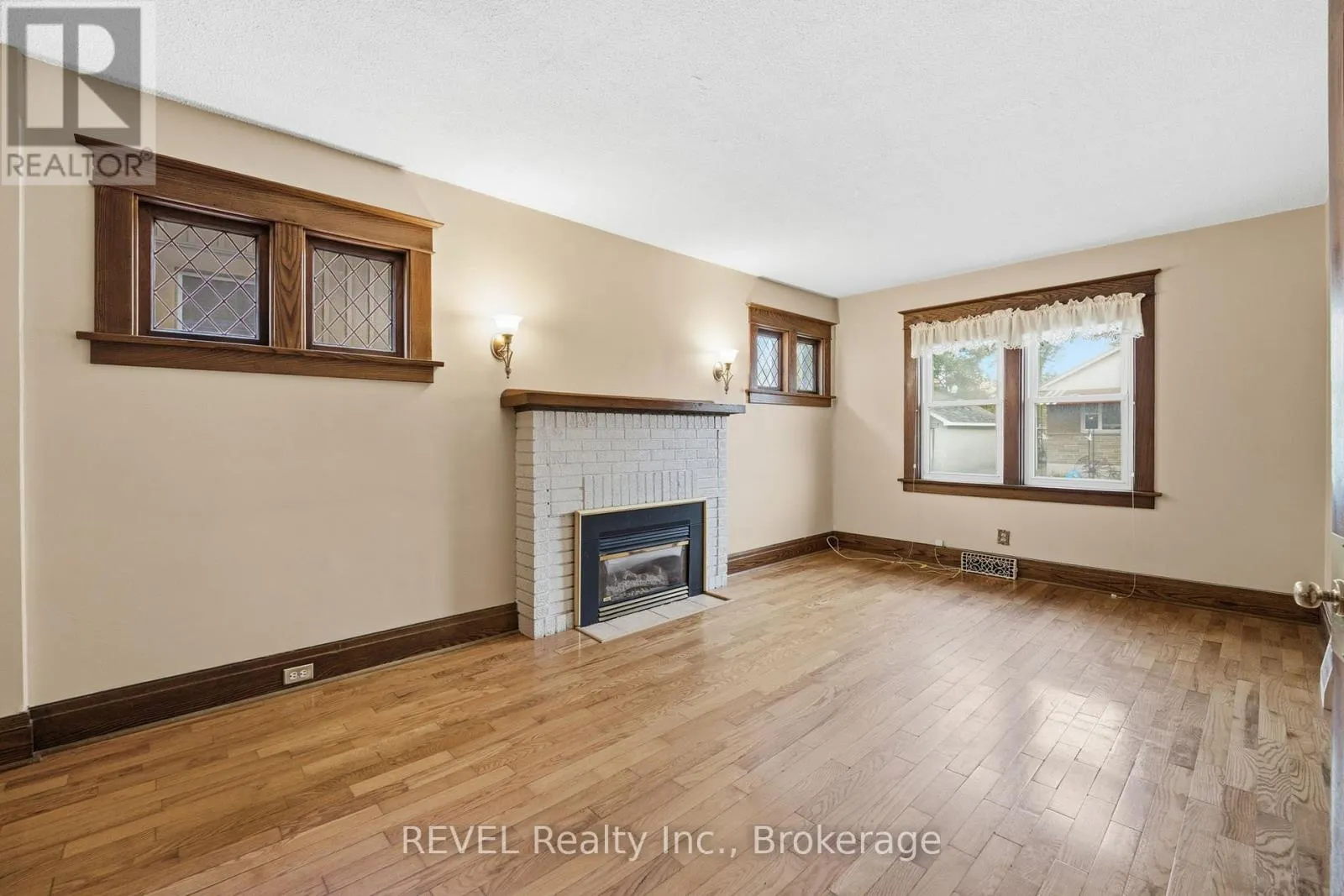 4988 MORRISON STREET