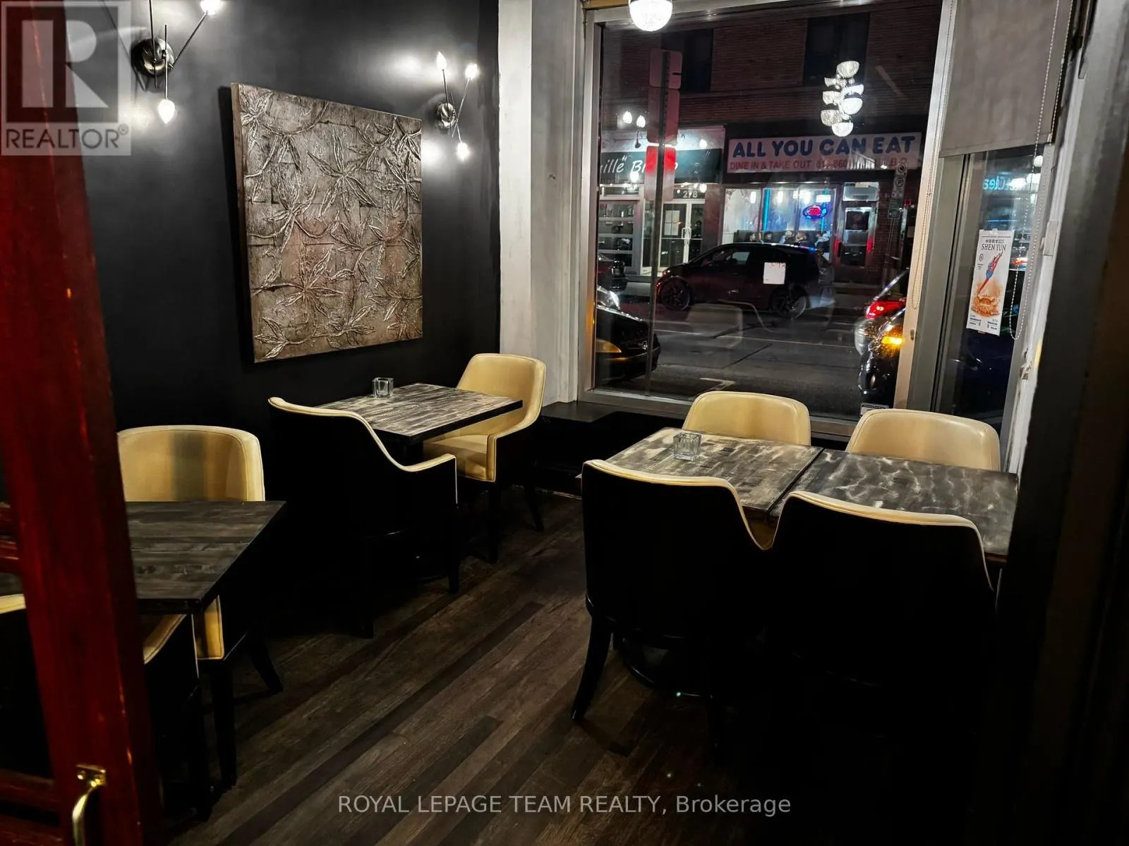 100 - 271 DALHOUSIE STREET