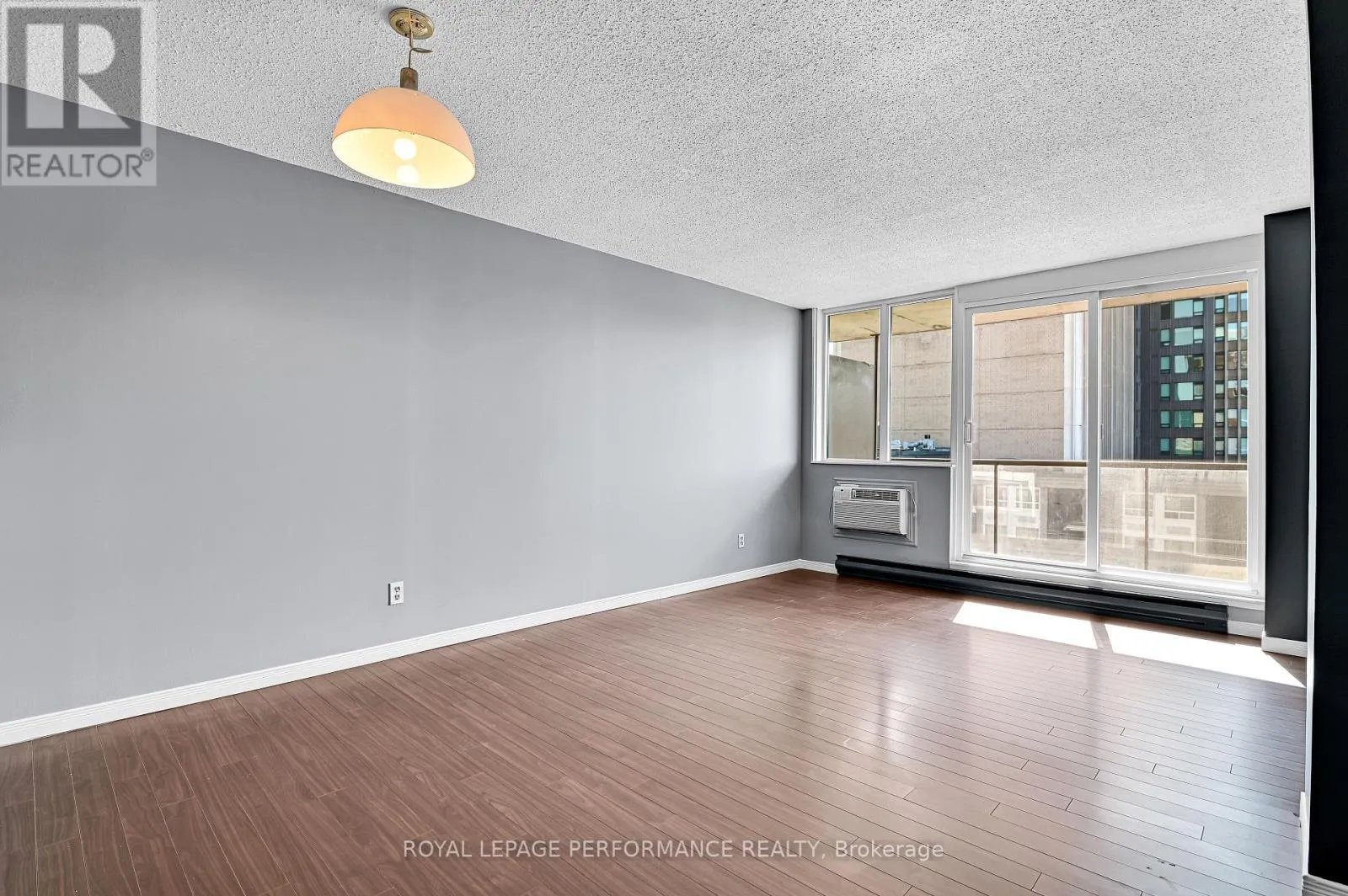 501 - 154 NELSON STREET