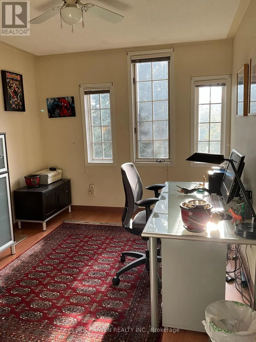 98 FELLOWES CRESCENT