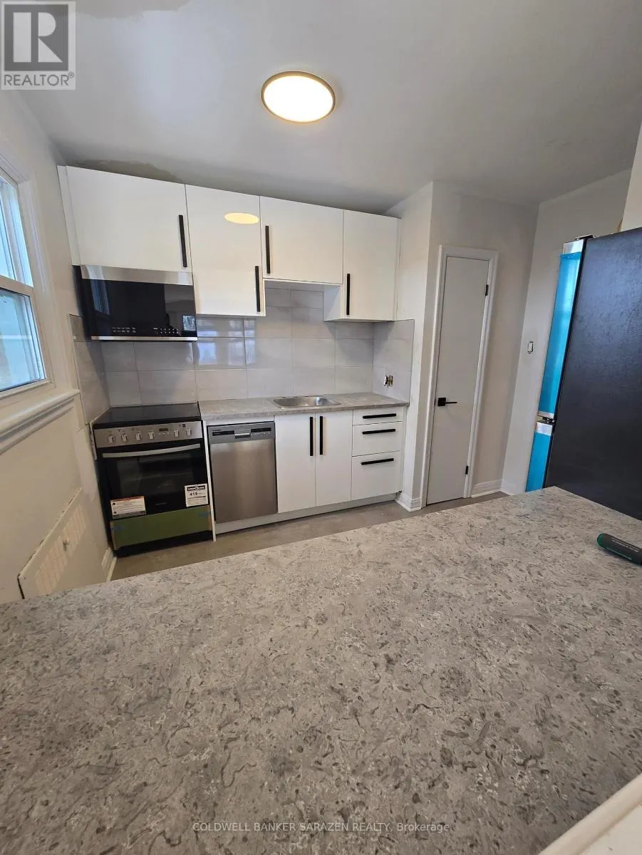 2 - 33 COUPAL STREET