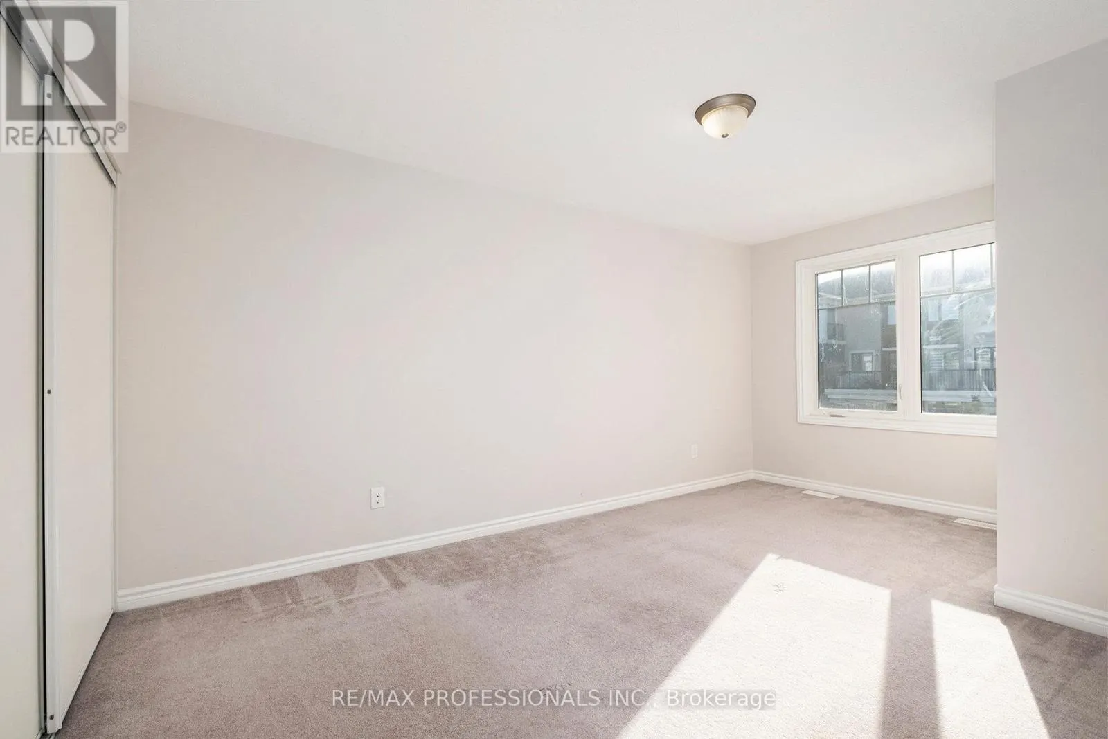 2241 WATERCOLOURS WAY