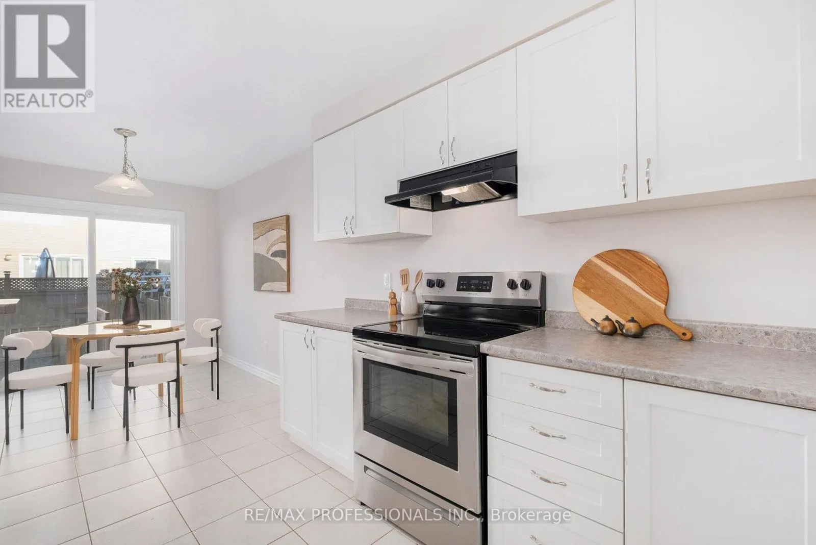 2241 WATERCOLOURS WAY