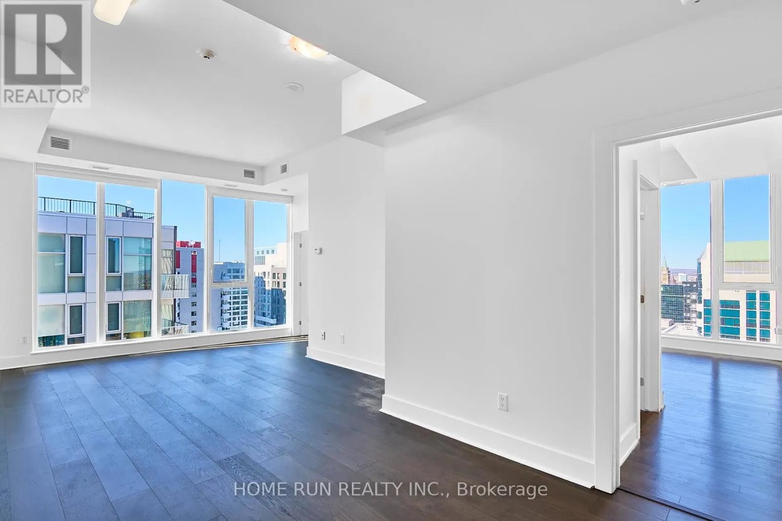 2703 - 40 NEPEAN STREET