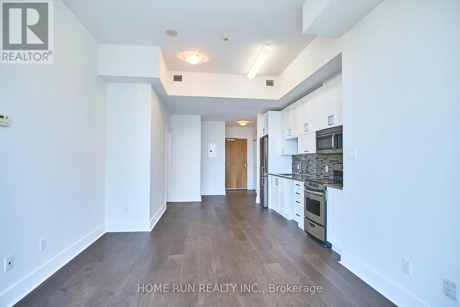 2703 - 40 NEPEAN STREET