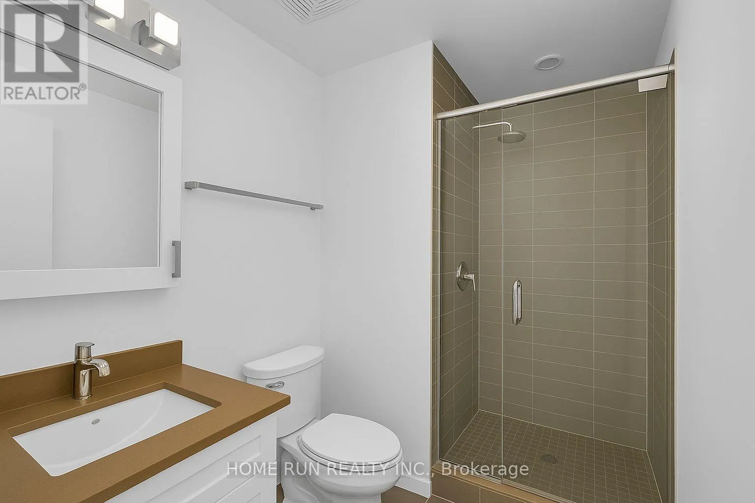 2703 - 40 NEPEAN STREET