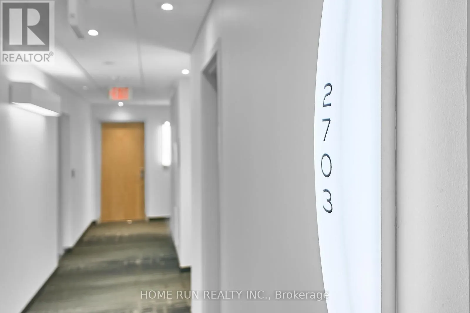 2703 - 40 NEPEAN STREET