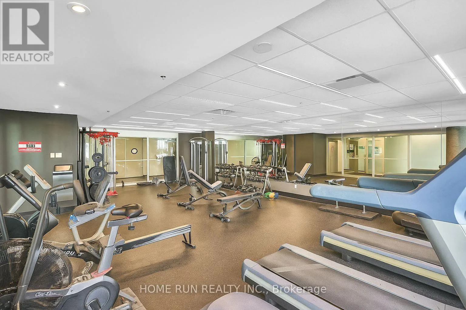 2703 - 40 NEPEAN STREET