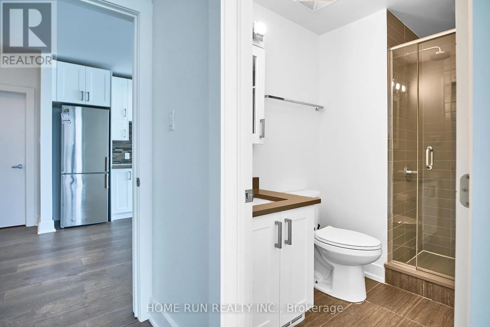 2703 - 40 NEPEAN STREET