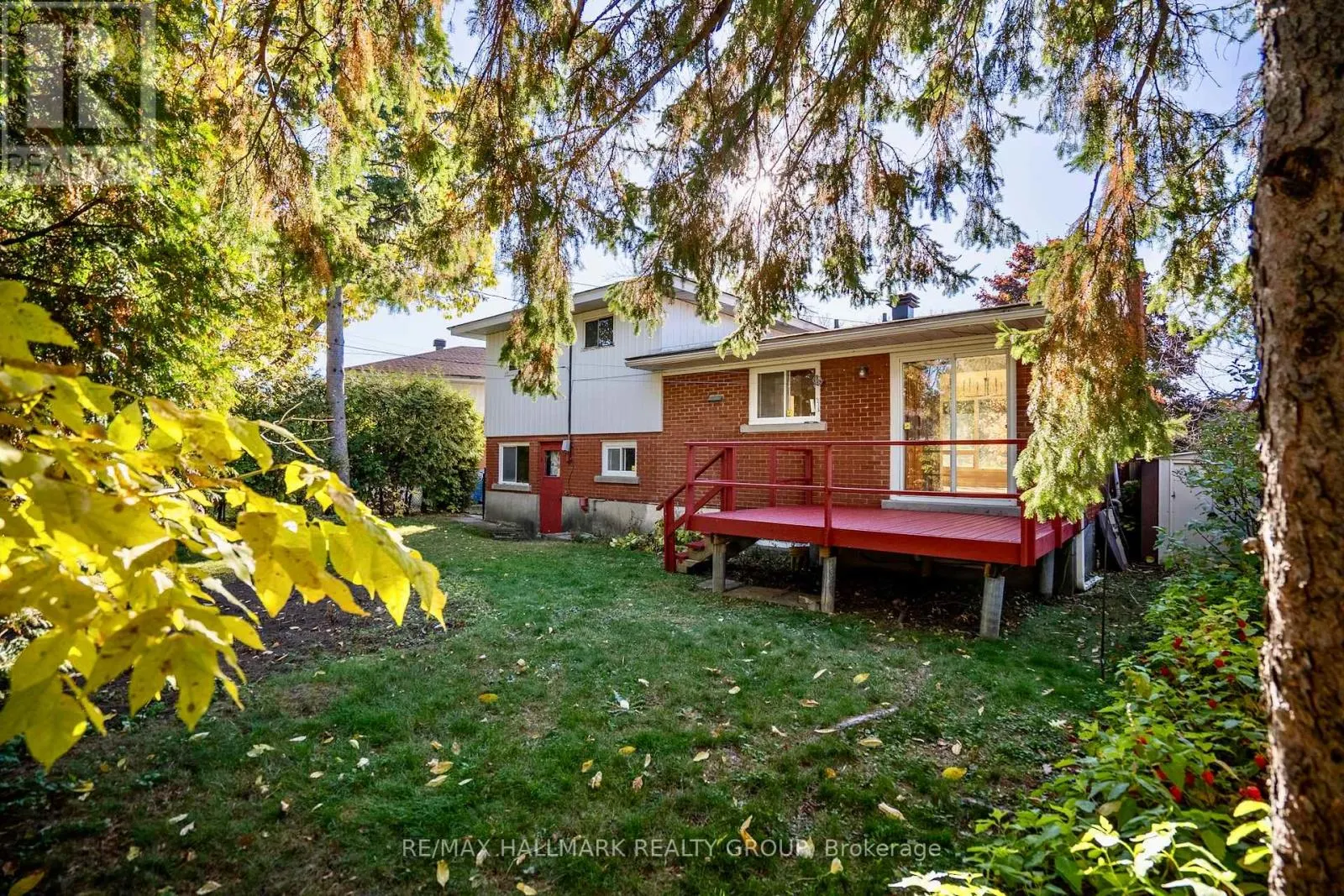 1760 LAXTON CRESCENT