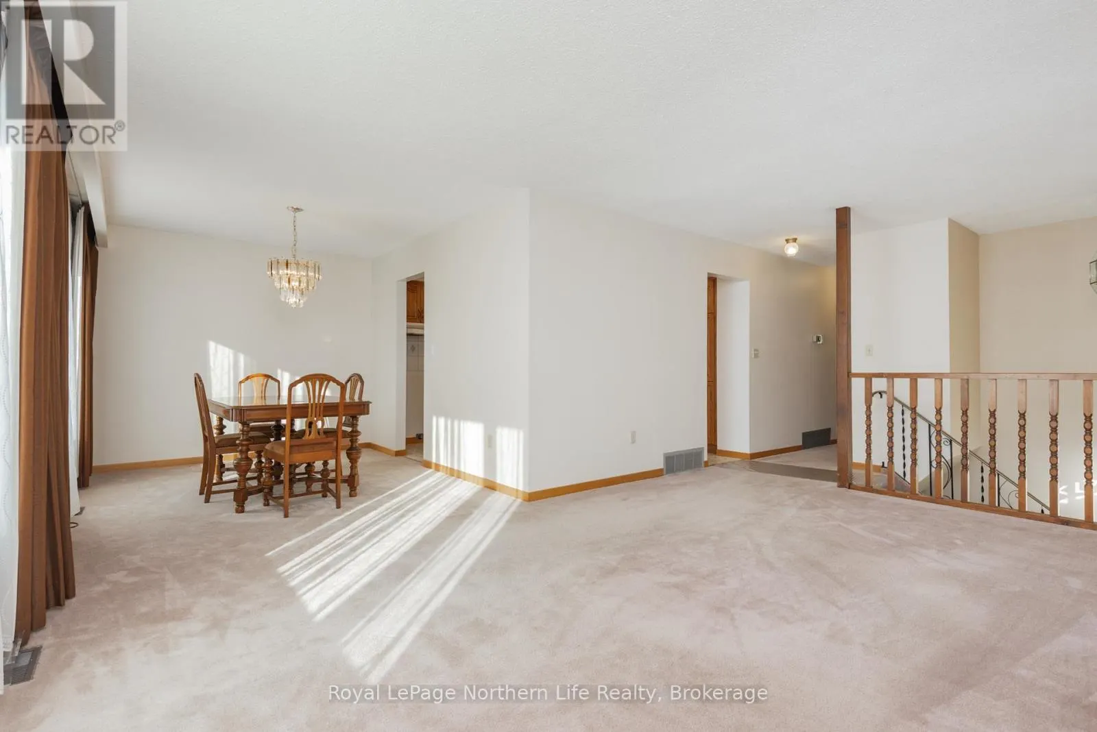 74 BELLEVIEW CRESCENT